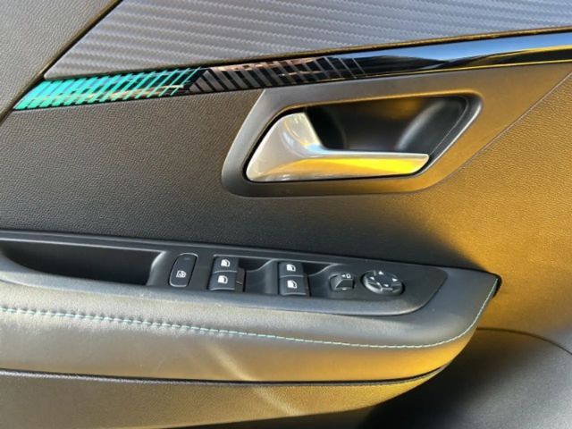 Peugeot E-208 Allure Pack