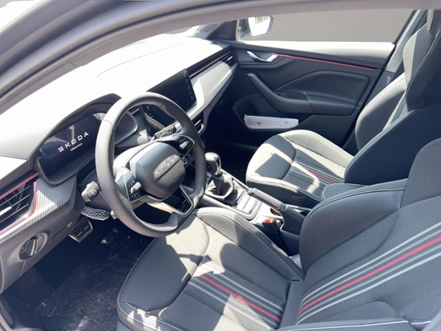 Skoda Scala 1,5 TSI, Travel Assist, pACC, Matrix-LED 7-Gang DSG