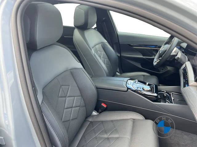 BMW i5 M-Sport M60 Sedan xDrive