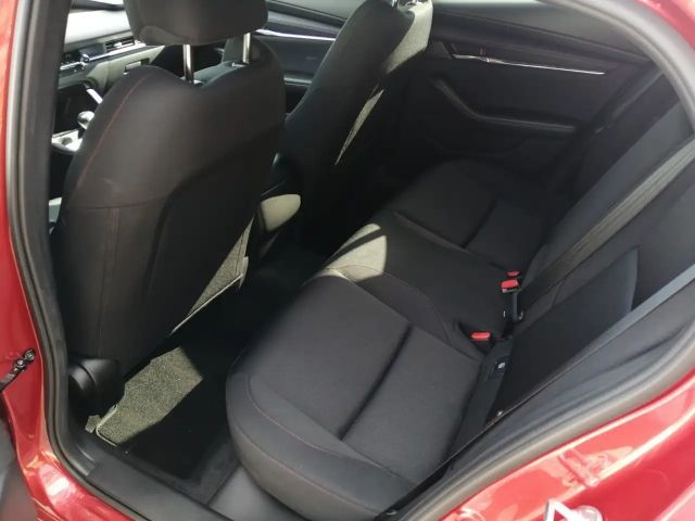 Mazda 3 2.5L SkyActiv e-Skyactiv