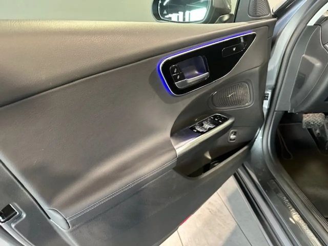 Mercedes-Benz C 300 4MATIC AVANTGARDE Sedan