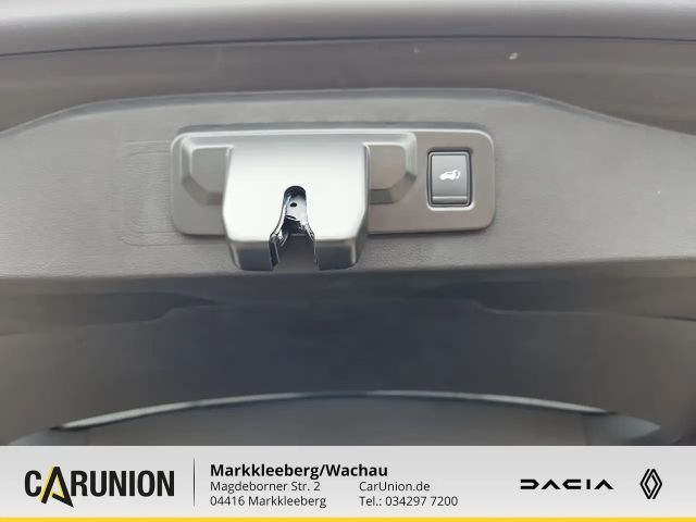 Renault Espace E-Tech Hybrid Iconic