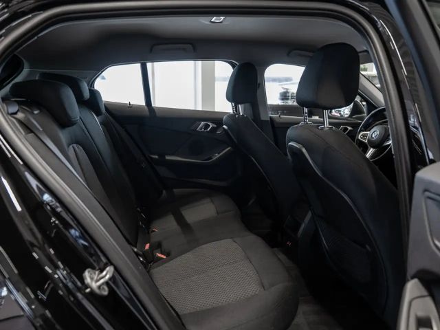 BMW 118 118i Advantage pakket Sedan