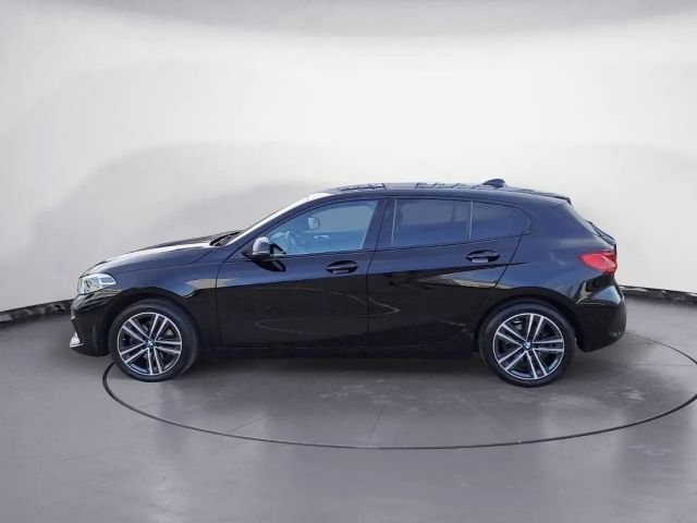 BMW 118 118d Sedan Sport Line