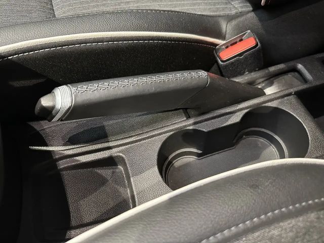 Renault Clio E-Tech Intens