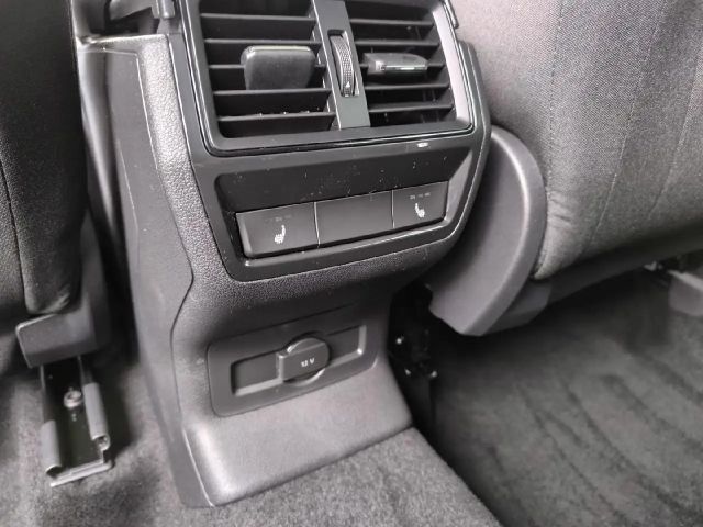 Skoda Karoq Selection