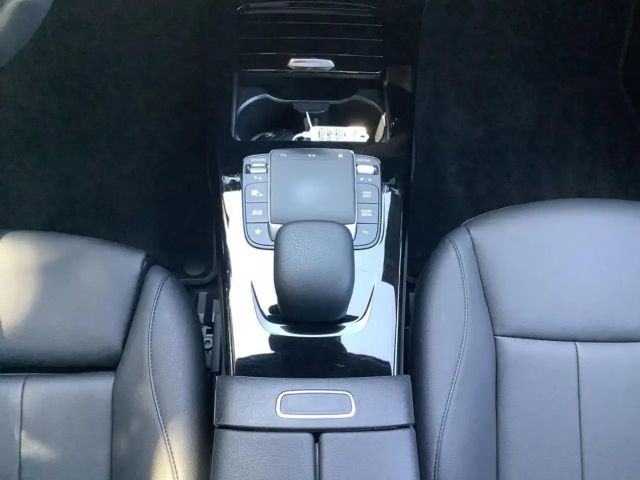 Mercedes-Benz A 250 A 250 e Style