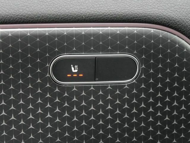 Mercedes-Benz EQA 300 4MATIC Progressive