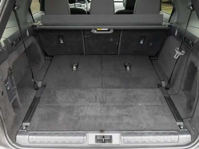 Land Rover Discovery Dynamic SE