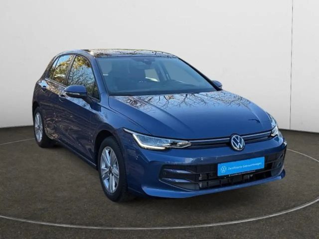 Volkswagen Golf 1.5 eTSI DSG Golf VIII Life