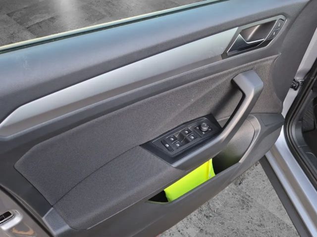 Volkswagen T-Roc DSG Life