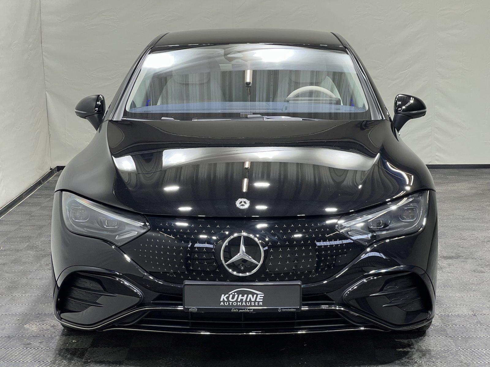 Mercedes-Benz EQE 300 AMG Line Sedan