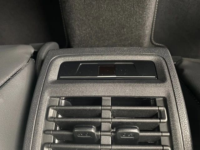 Volkswagen Golf Business DSG Variant