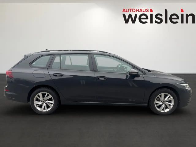 Volkswagen Golf Life Variant