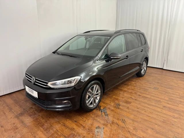 Volkswagen Touran DSG Life