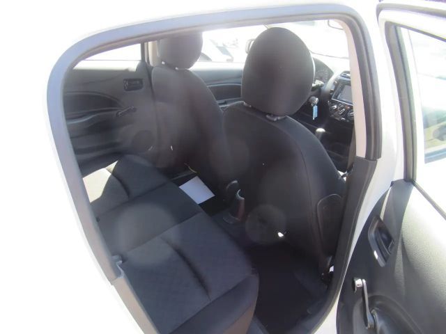 Mitsubishi Space Star Star