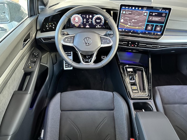 Volkswagen Golf 1.5 eTSI DSG Golf VIII