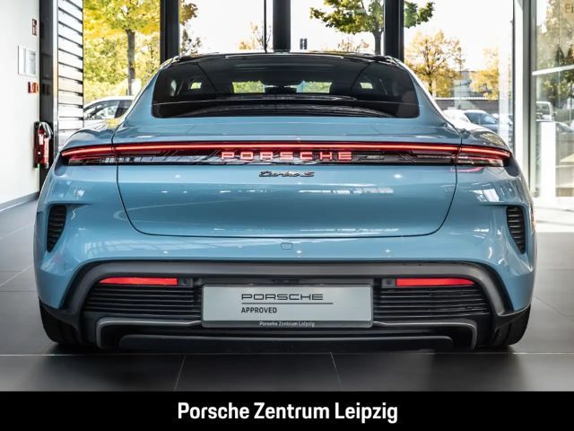 Porsche Taycan S Turbo