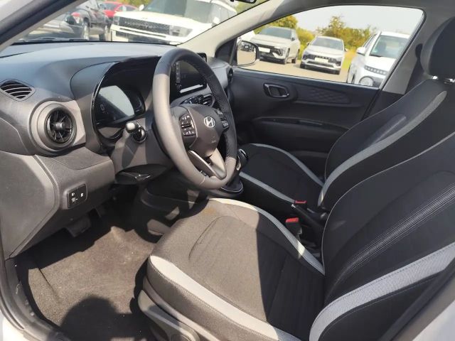 Hyundai i10 1.0 2WD Trend