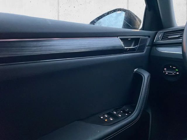 Skoda Superb 1.5 TSI Combi Style Style