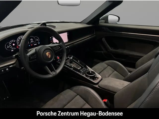 Porsche 992 Cabrio Carrera GTS