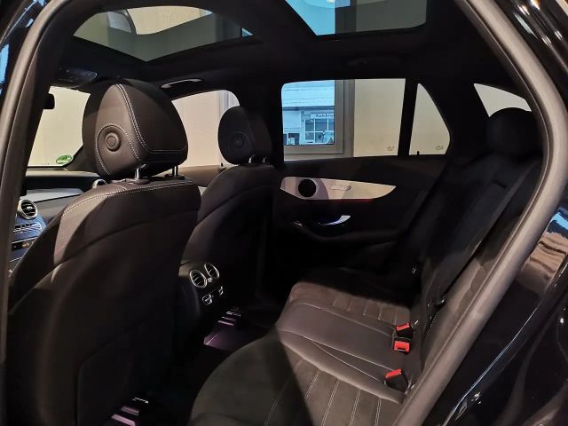 Mercedes-Benz GLC 300 4MATIC AMG Line