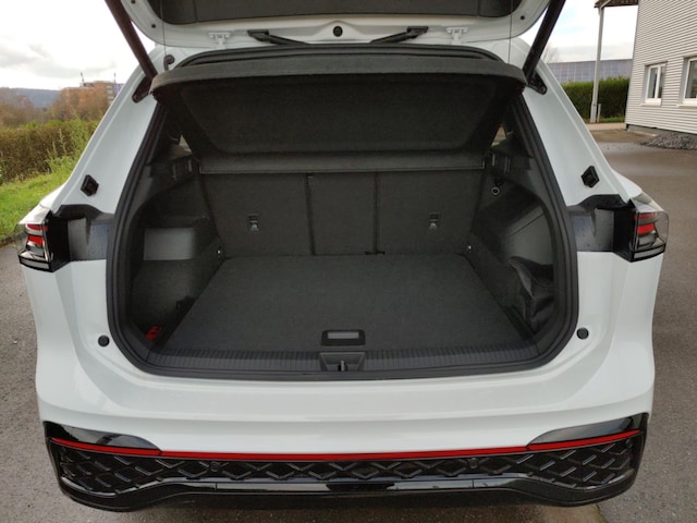 Volkswagen Tiguan 4Motion DSG IQ.Drive R-Line