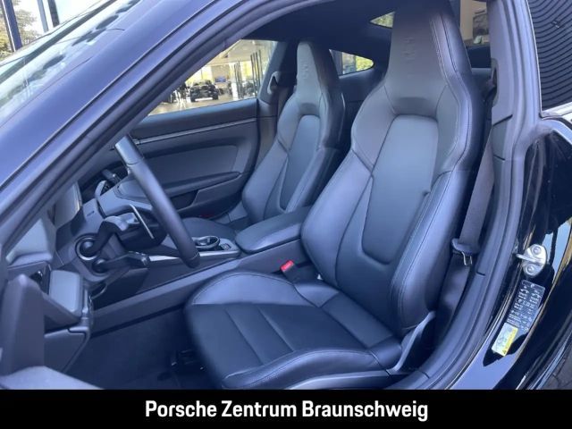 Porsche 992 Carrera Coupé