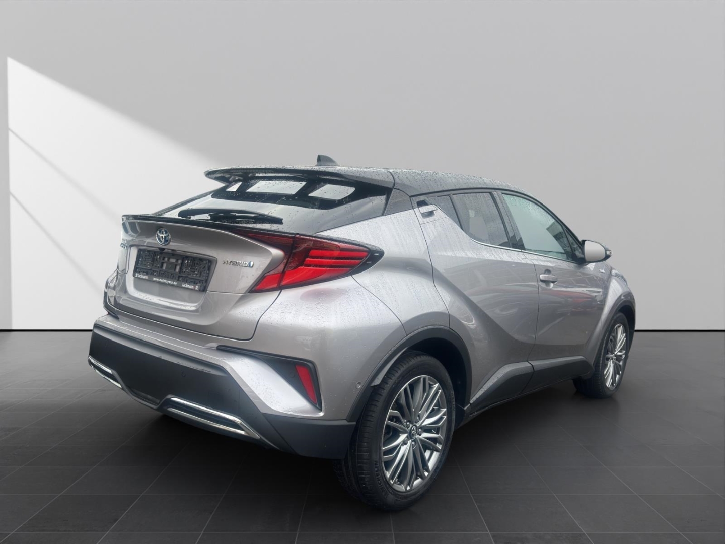 Toyota C-HR 5-deurs Plus