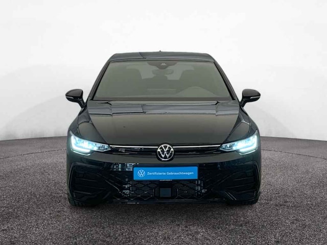 Volkswagen Golf 1.5 eTSI Golf VIII R-Line