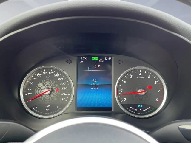 Mercedes-Benz C 200 AMG Line Coupé