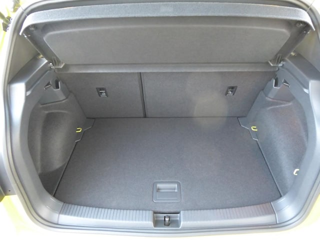 Volkswagen T-Cross T-CROSS 1.5  R-L  B 110 TSID7F