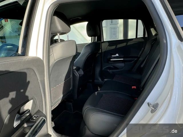 Mercedes-Benz GLA 180 Progressive