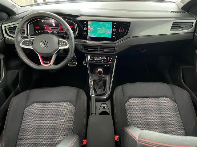 Volkswagen Polo 2.0 TSI DSG GTI IQ.Drive