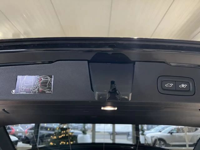 Volvo V60 AWD Dark Plus Recharge T6