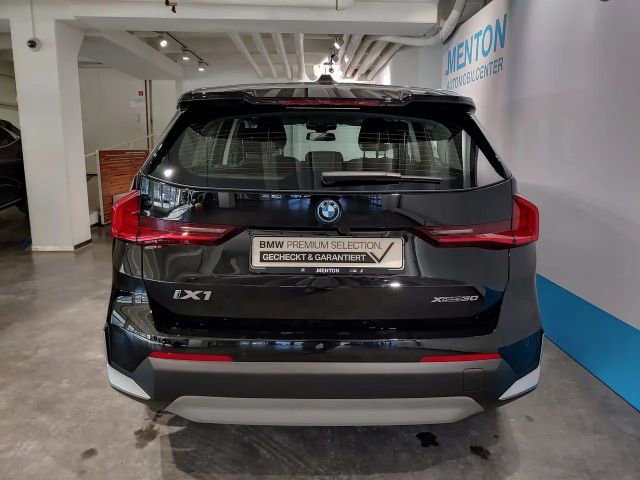 BMW iX1 xDrive30
