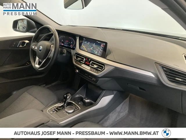 BMW 116 116i 5-deurs Sedan