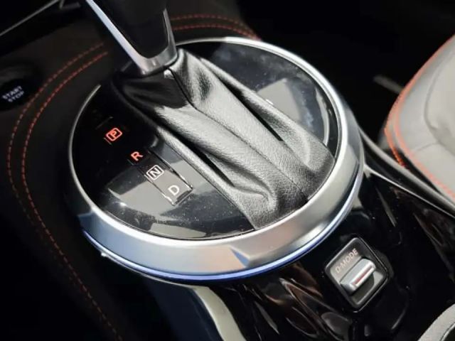 Nissan Juke 1,6 Hybrid Redline Edition Aut.