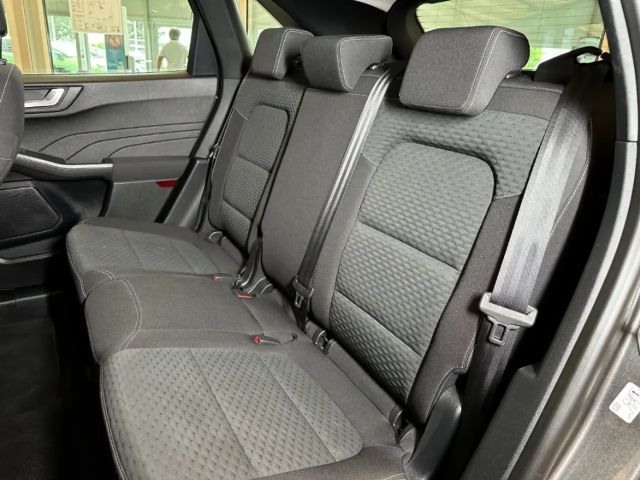 Ford Kuga Cool & Connect