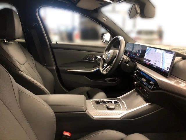 BMW 330 330e xDrive
