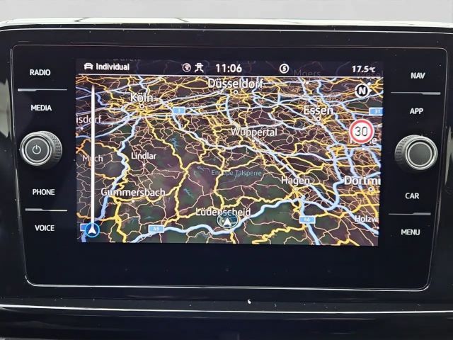 Volkswagen T-Roc 1.5 TSI DSG R-Line