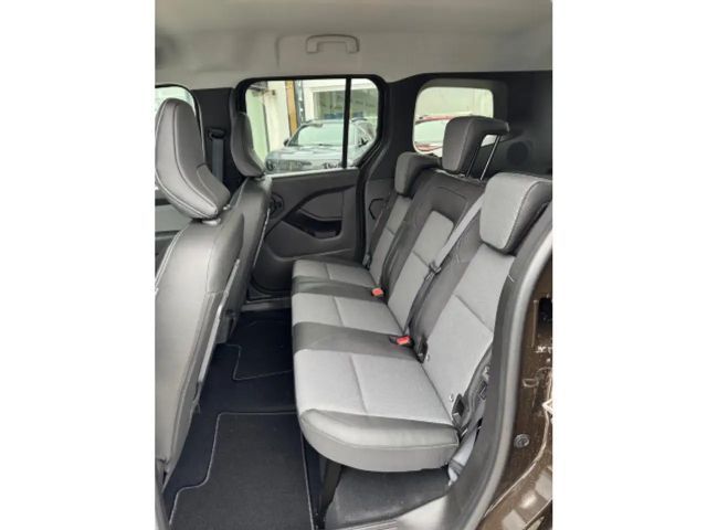 Renault Kangoo EDC TCe 130 Techno