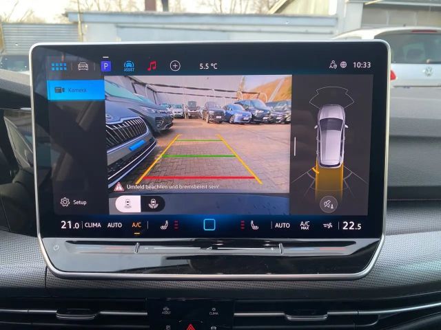 Volkswagen Golf DSG Style eHybrid