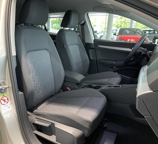 Volkswagen Golf 1.5 eTSI Move