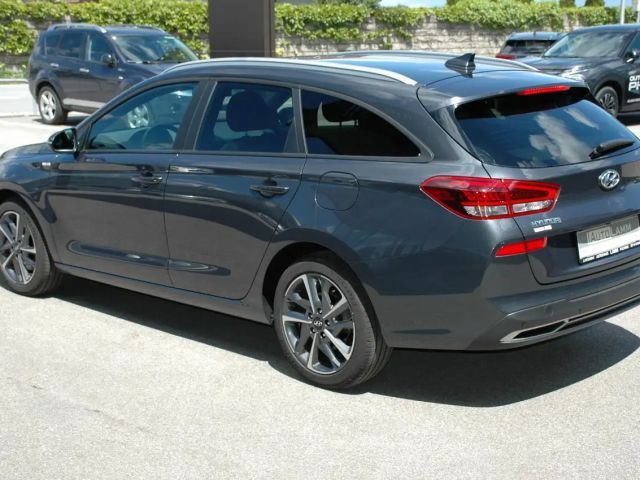 Hyundai i30 T-GDi