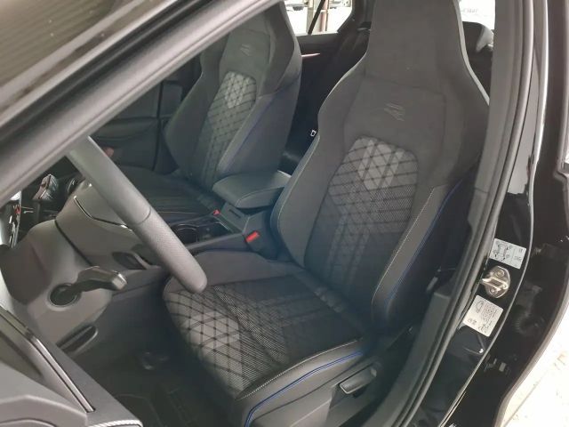 Volkswagen Golf DSG Sport