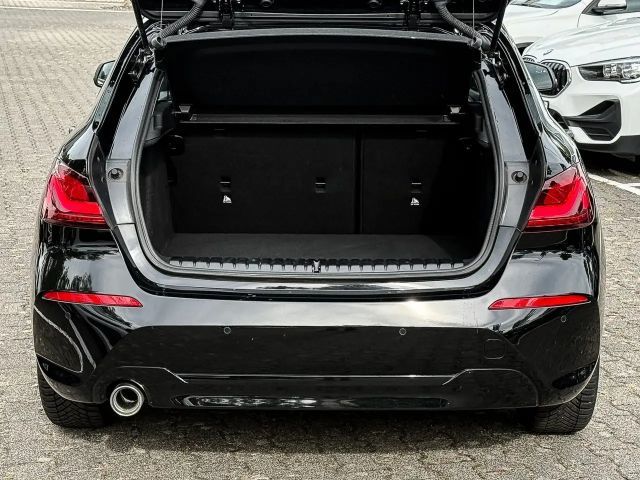 BMW 116 116d Advantage pakket Sedan