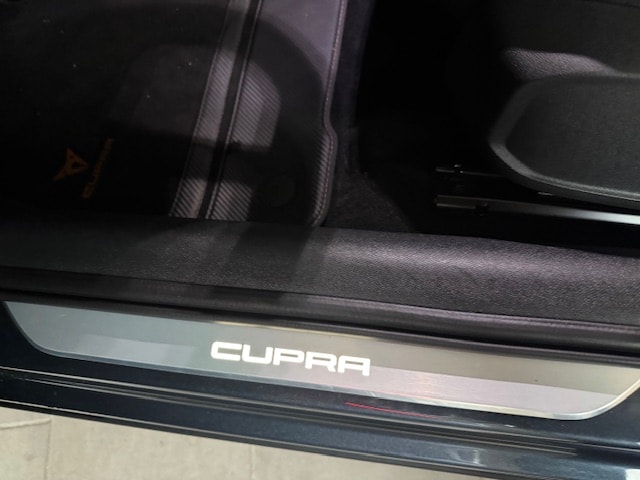 Cupra Formentor FORMEN2,0 TDIF    5T110 DN4M6