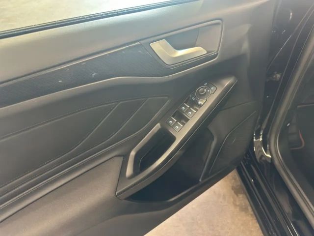 Ford Focus EcoBoost ST Line Wagon