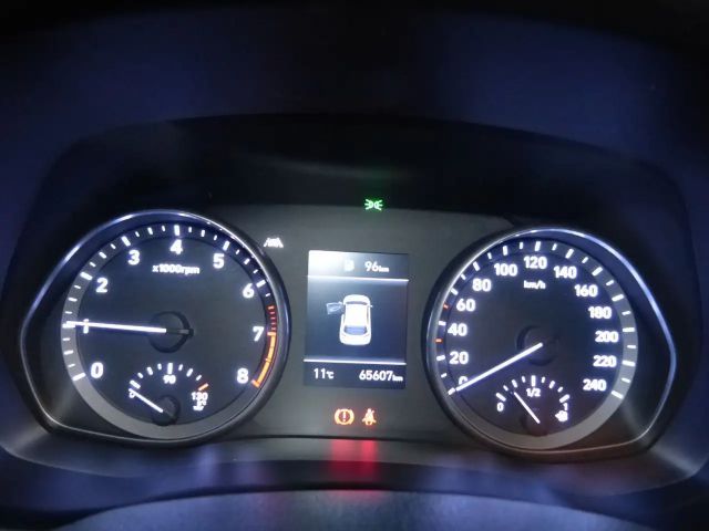 Hyundai i30 cw KLIMAAUT. APPLE SHZ LHZ KAMERA ALU